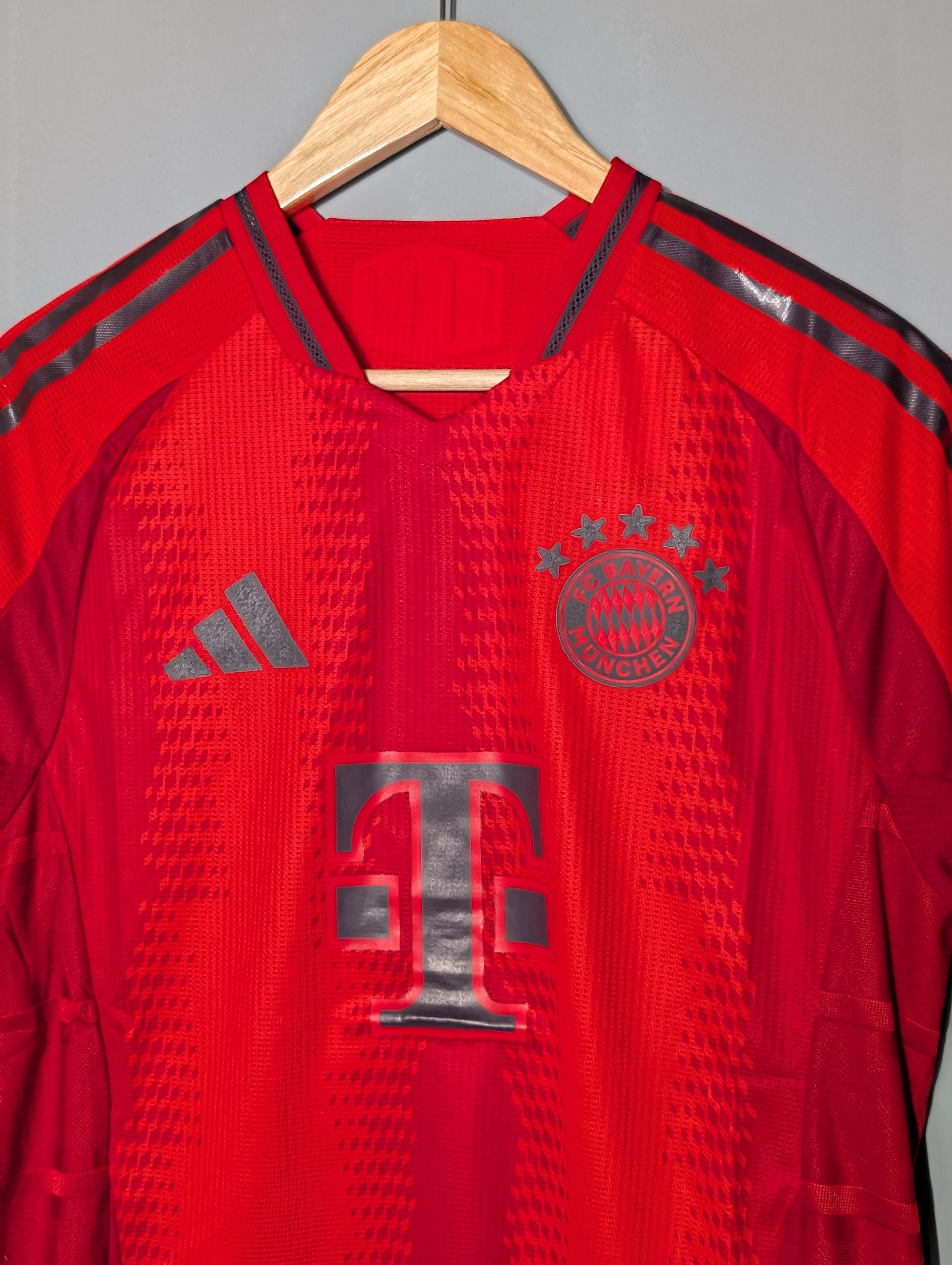 FC Bayern Home Player 24-25