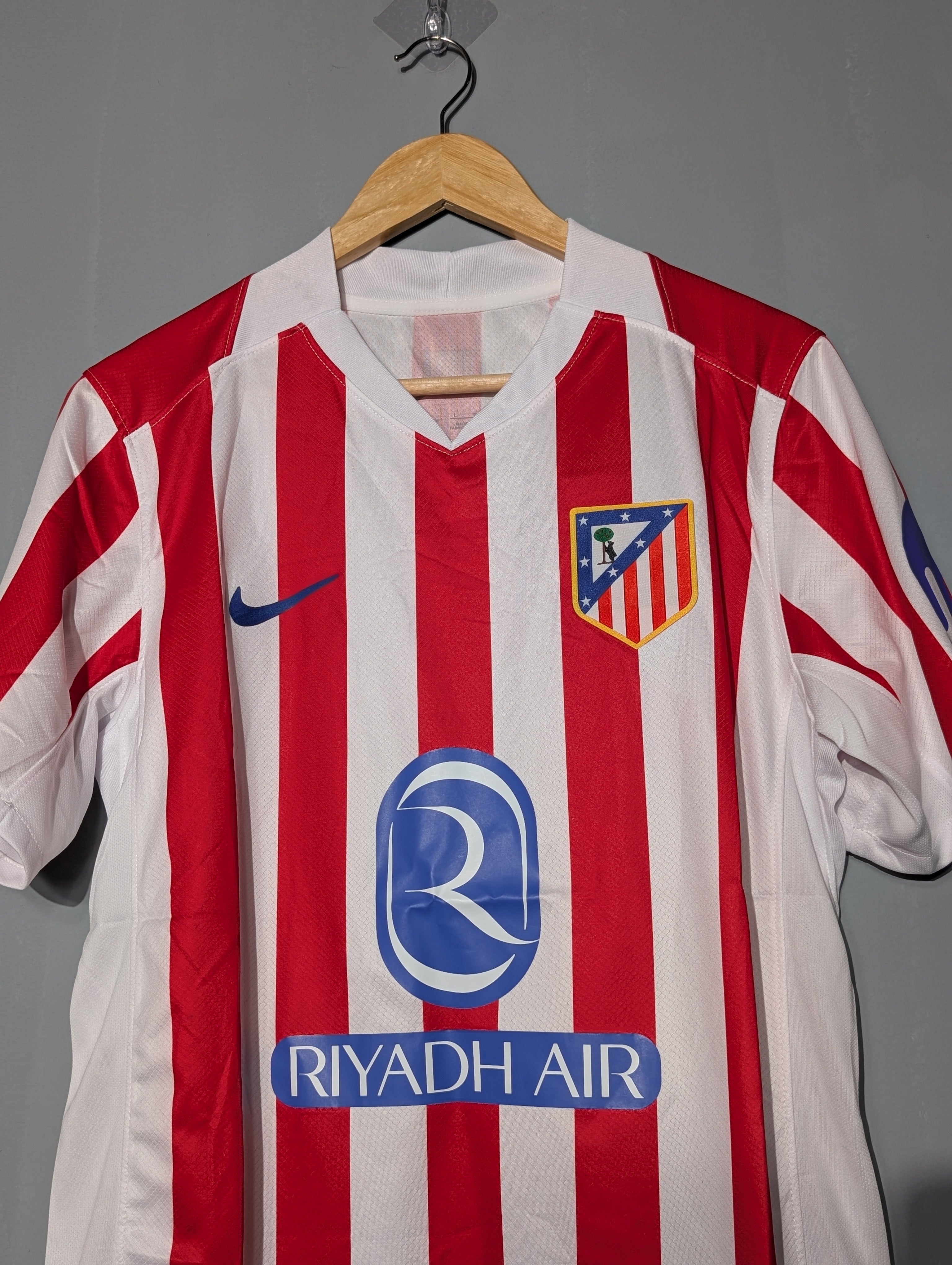 Atletico Madrid Home Fan Edition Jersey 2025/26