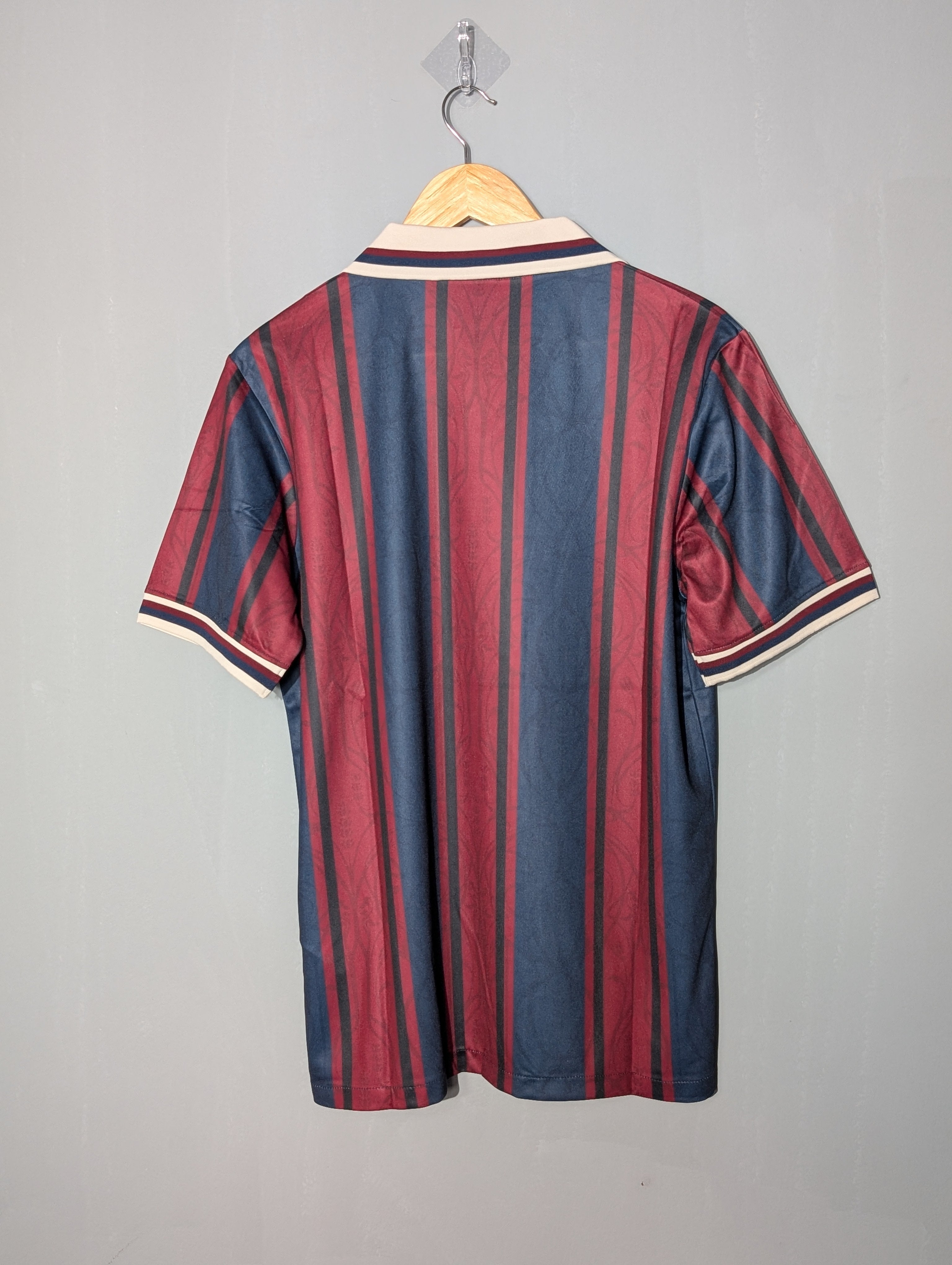Barcelona Spacial Edition Fan