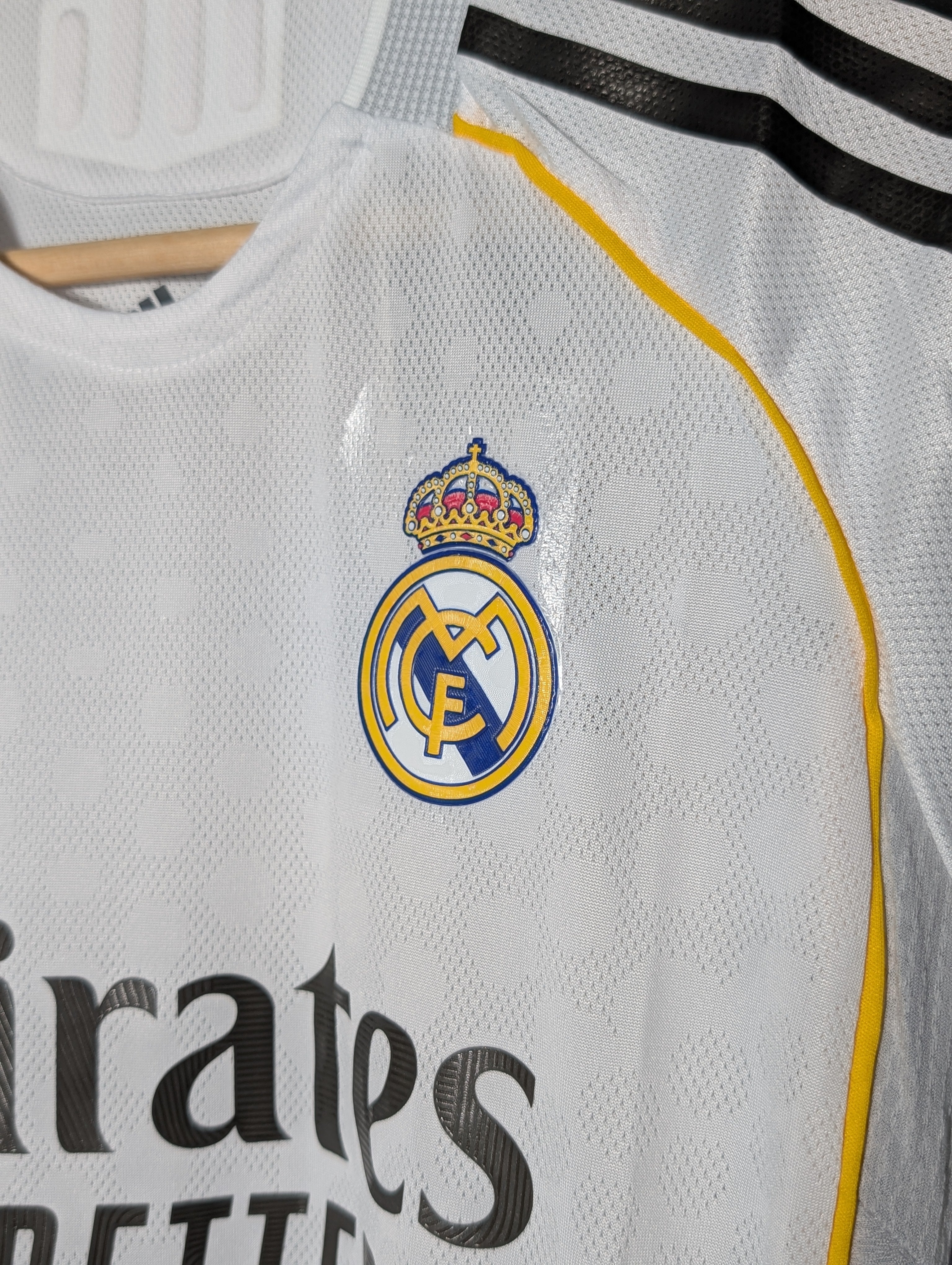 Real Madrid Home 25-26 Player