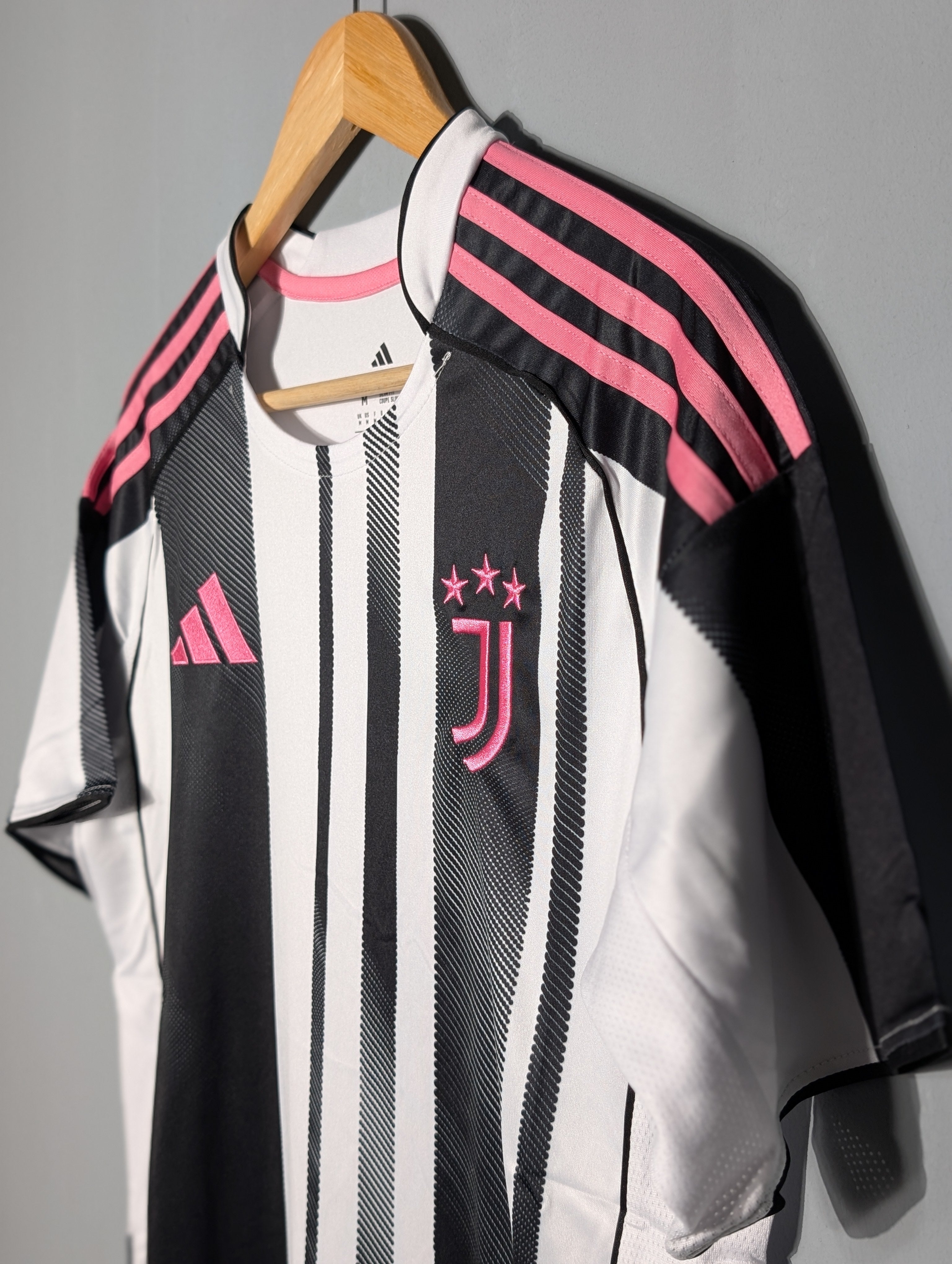 Juventus Home 25-26 Fan