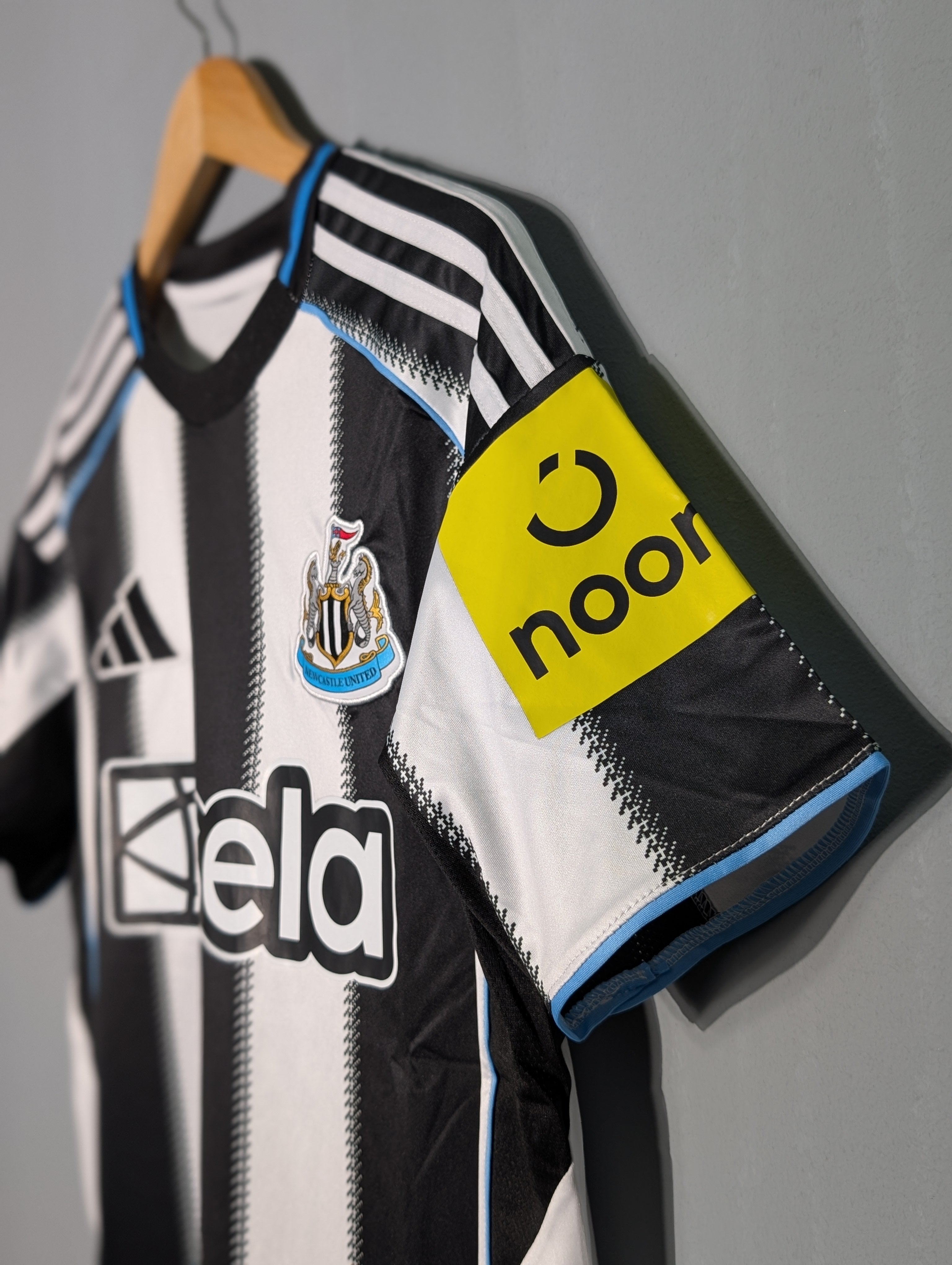 Newcastle FC Home 25-26 Fan