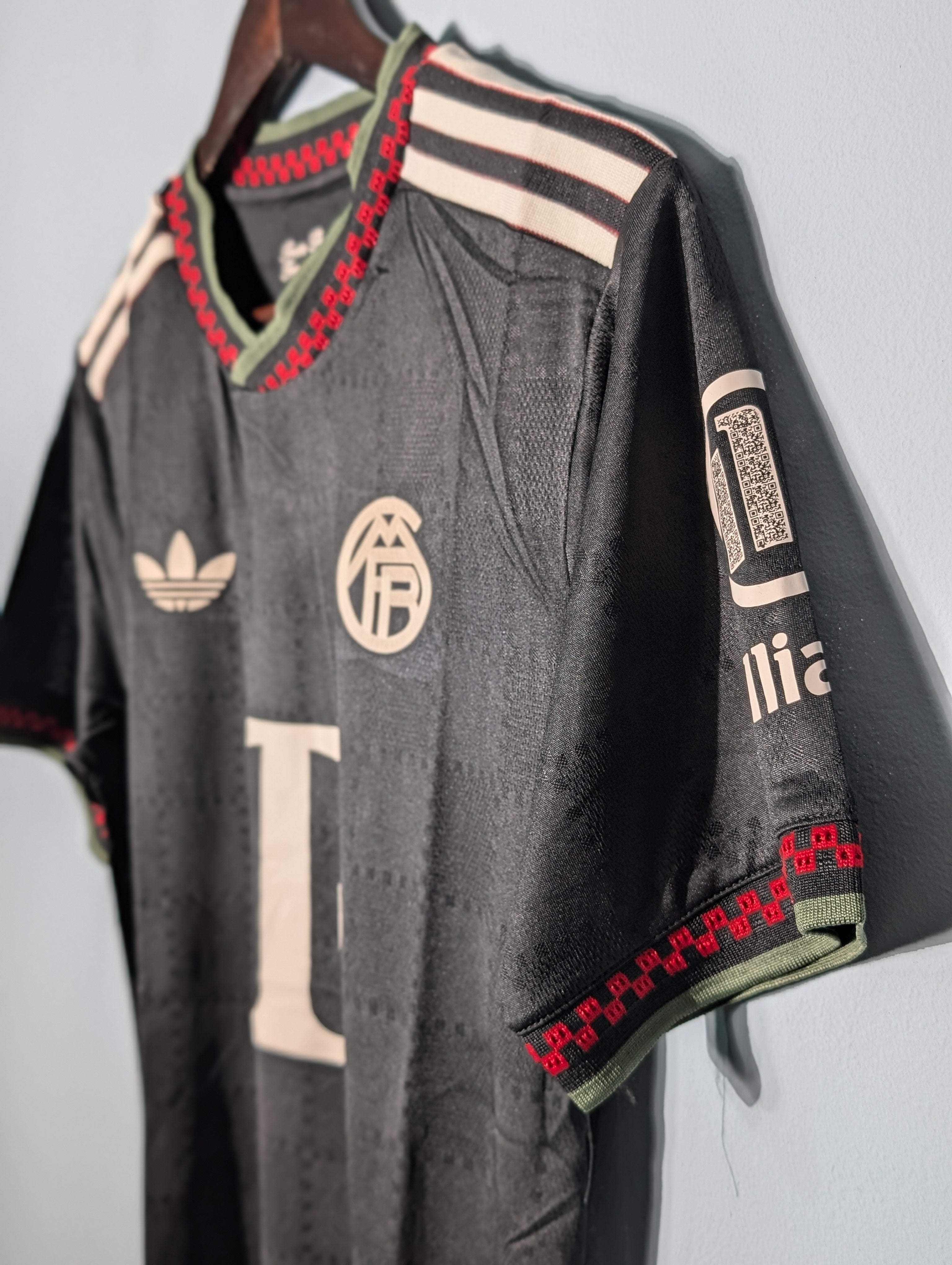FC Bayern Third kit 25/26 Player Edition