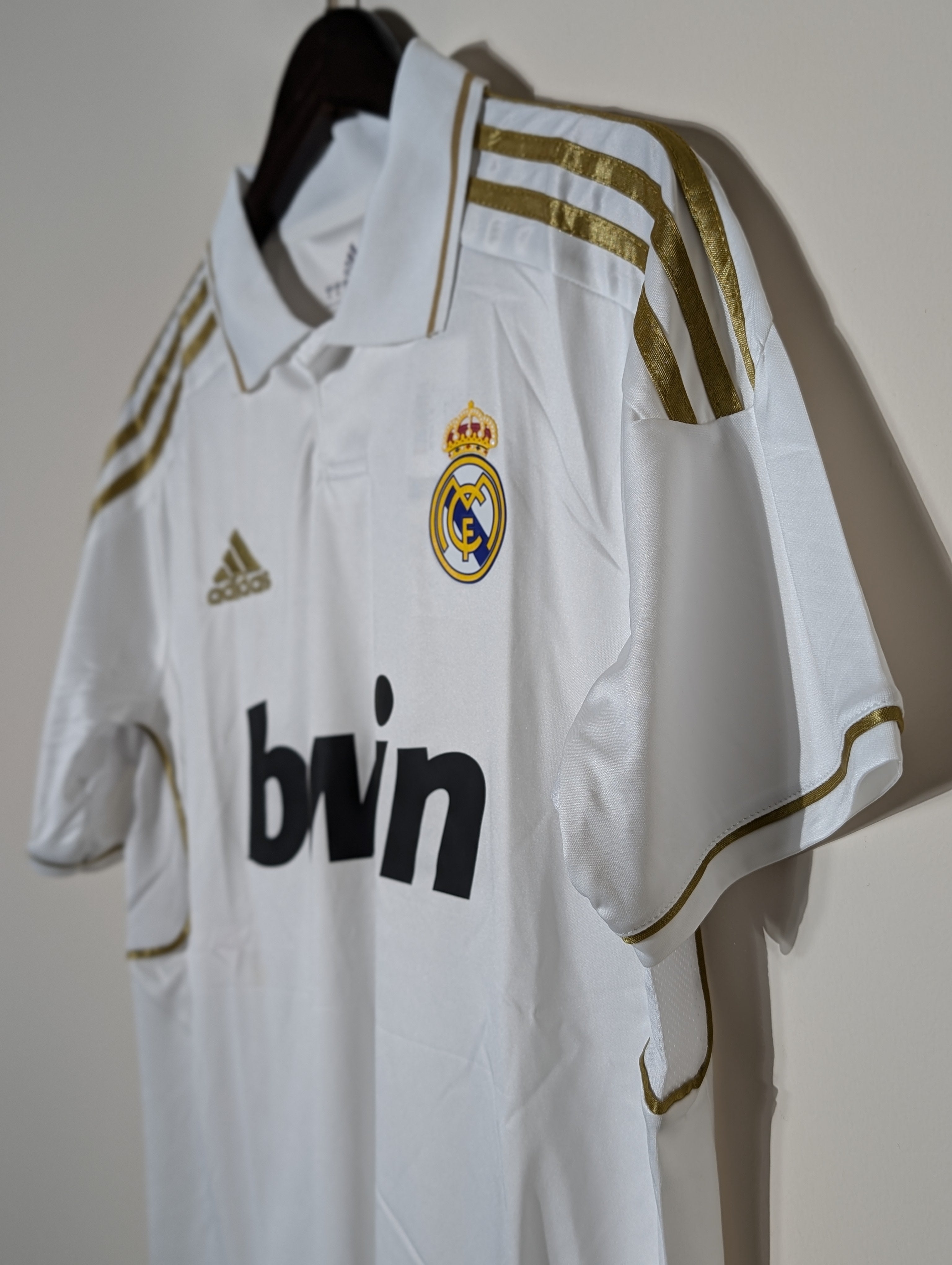 Real Madrid 2011/12 Home Retro kit
