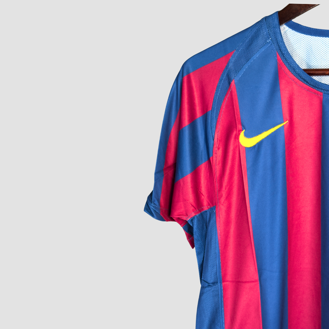 FC Barcelona 2005/06 Home Retro Jersey
