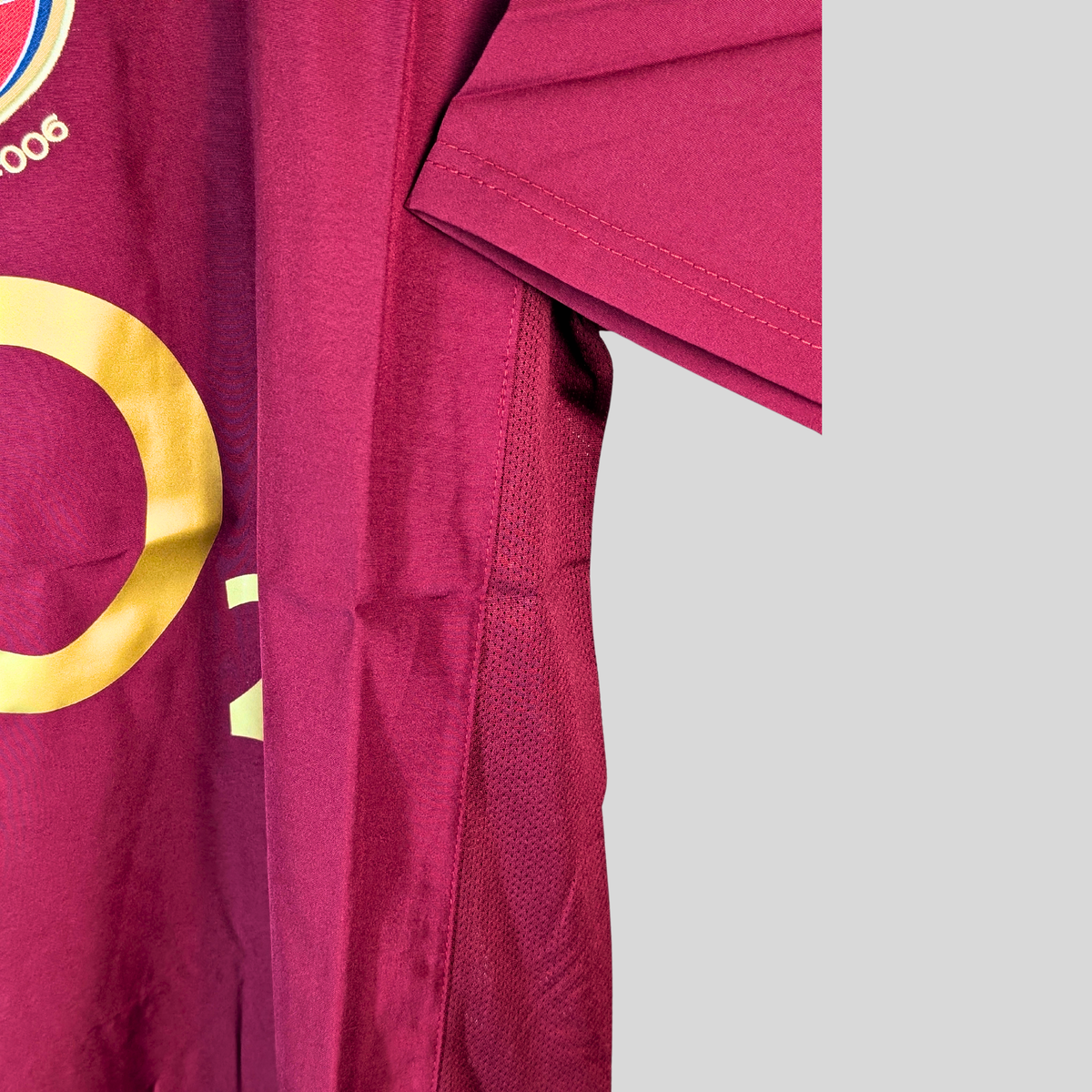 Arsenal Highbury 1913–2006 Retro Jersey (Maroon Edition), close-up detail 2 | BYSPORTS