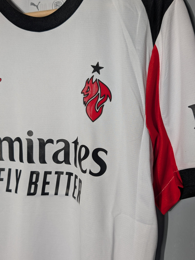 AC Milan Away 25-26 Fan