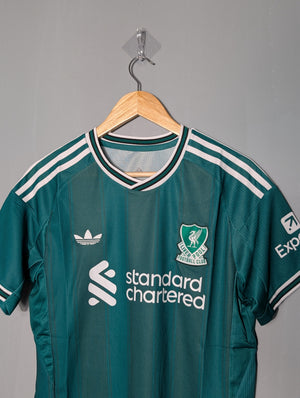Liverpool Away 25-26 Fan