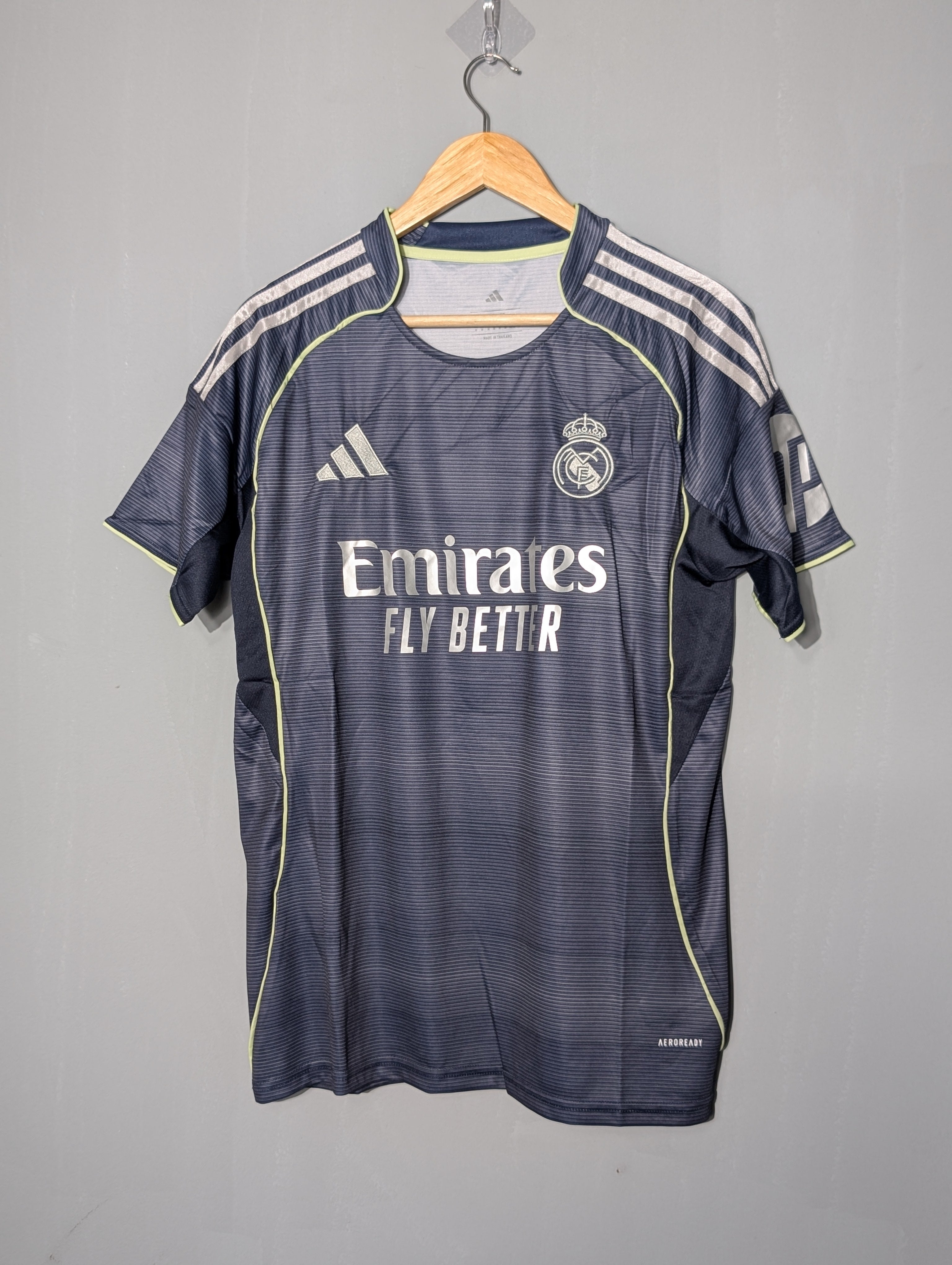 Real Madrid Away 25-26 Fan