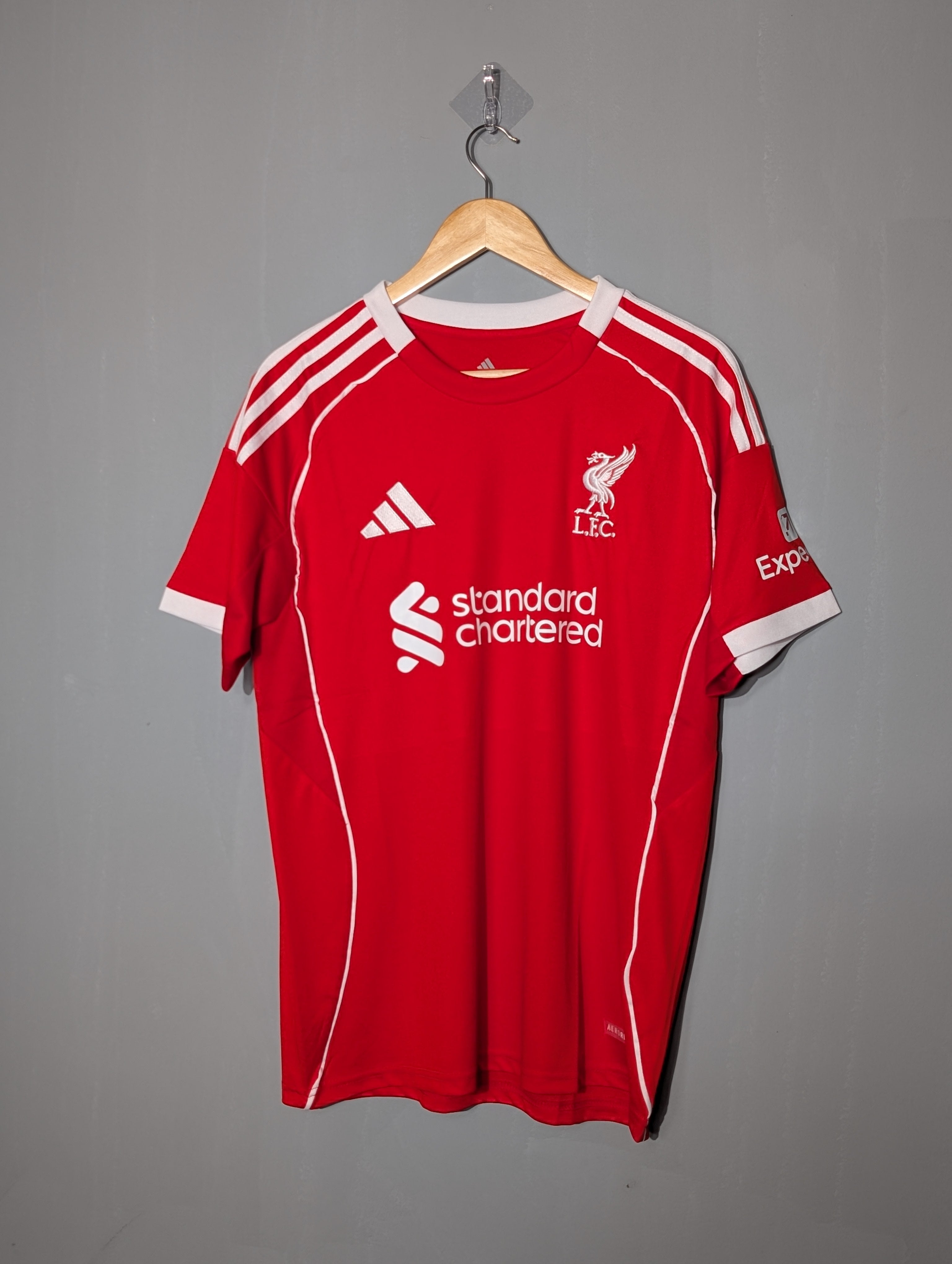 Liverpool Home 25-26 Fan