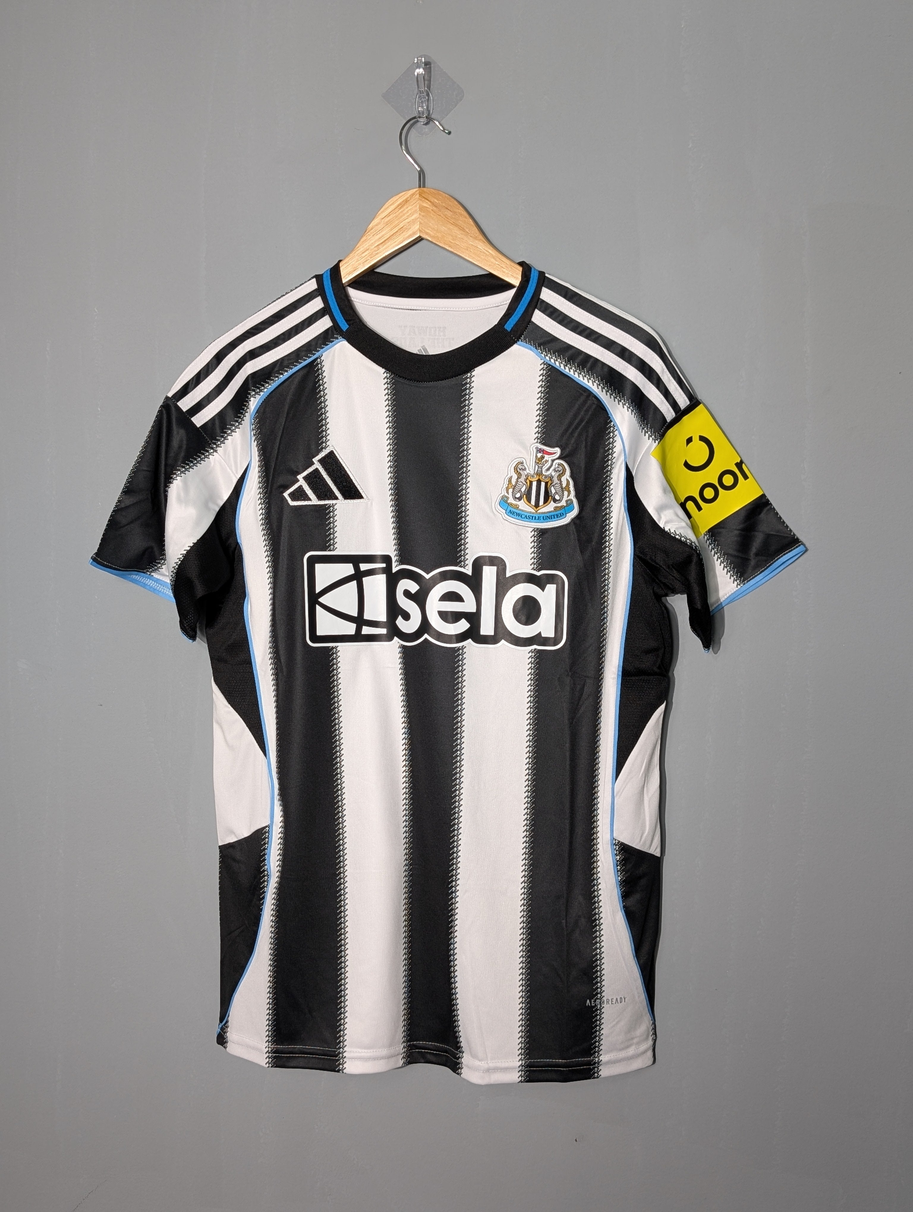 Newcastle FC Home 25-26 Fan