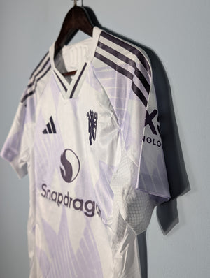 Manchester United Away 25/26 Player Edition