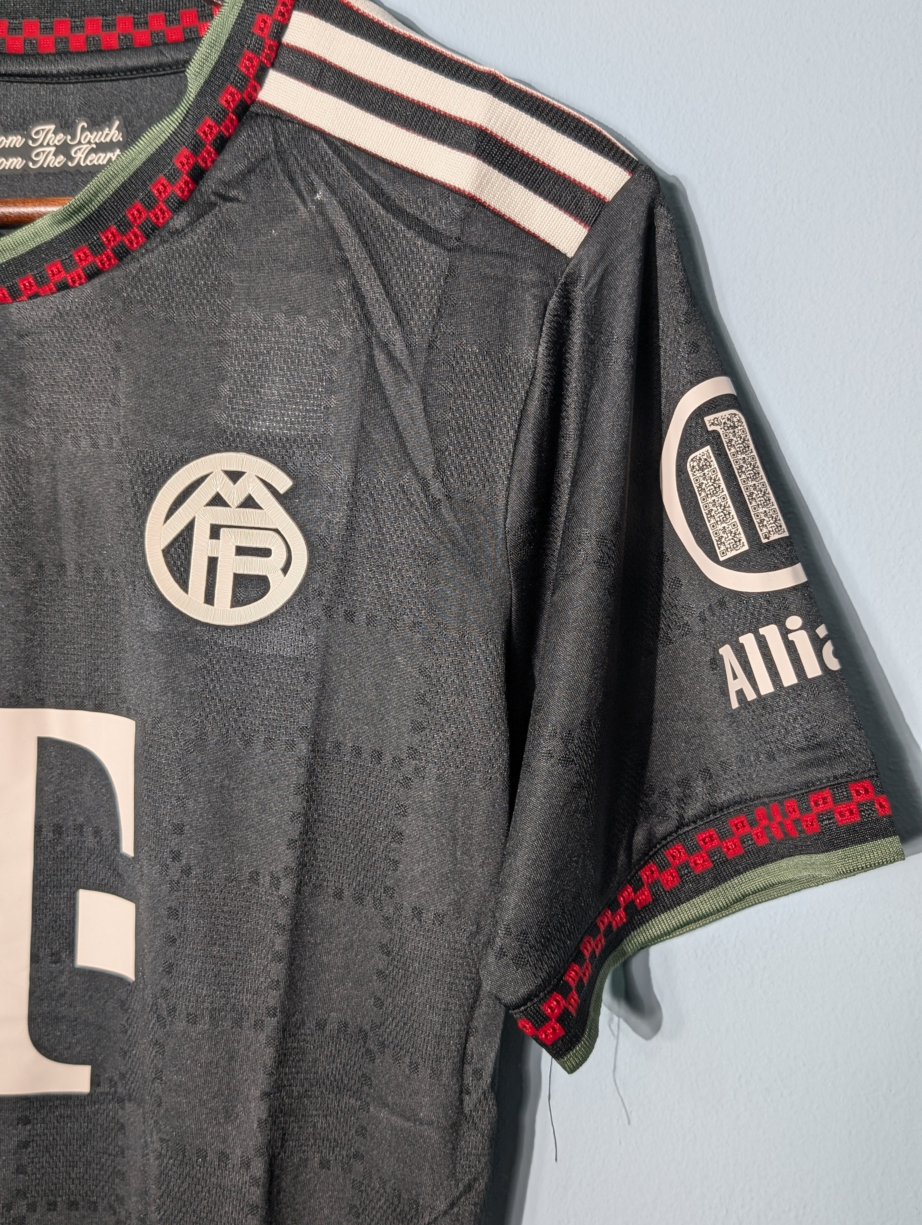 FC Bayern Third kit 25/26 Player Edition