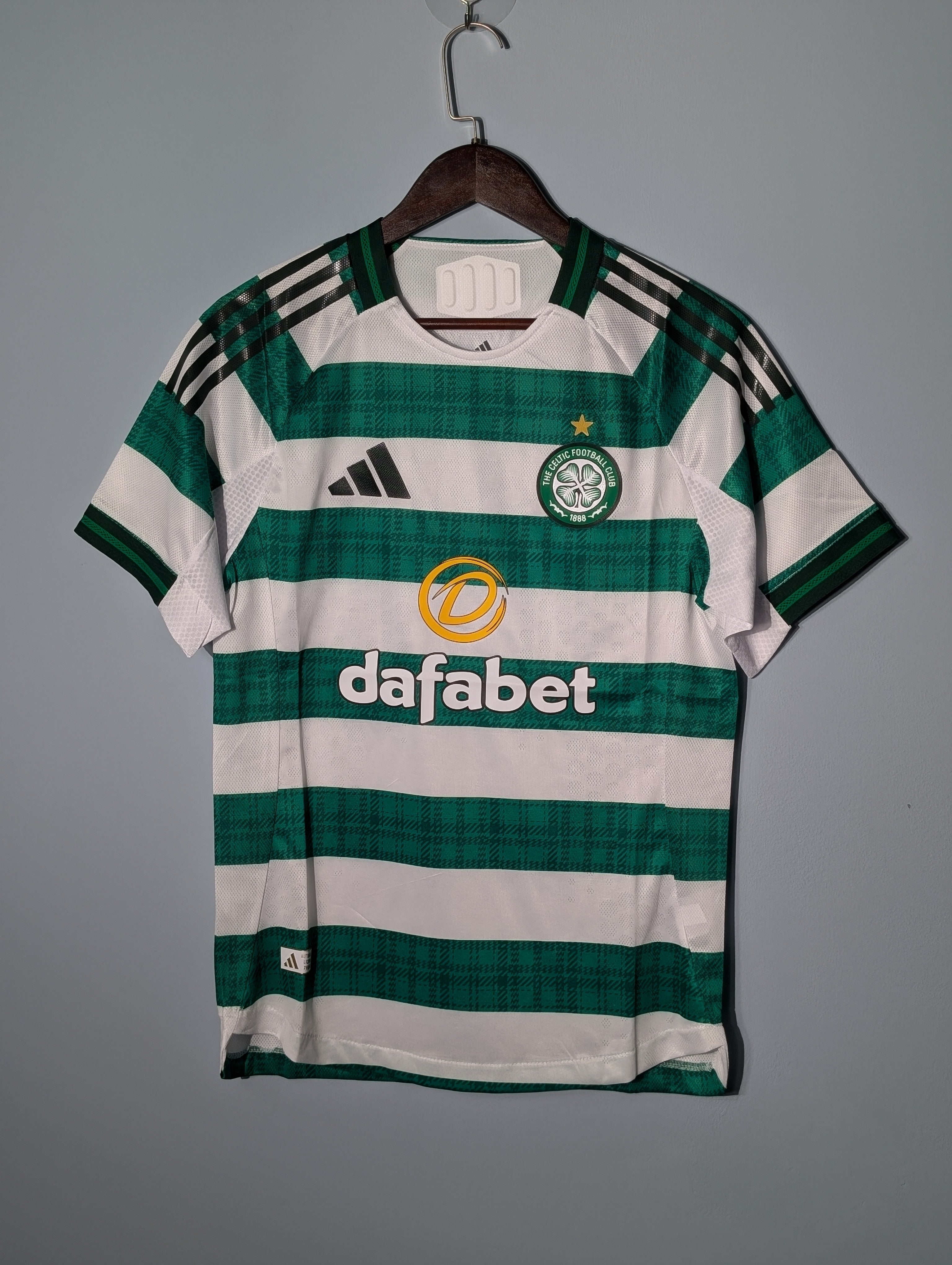 Celtic Home Kit 25/26 Player Edition