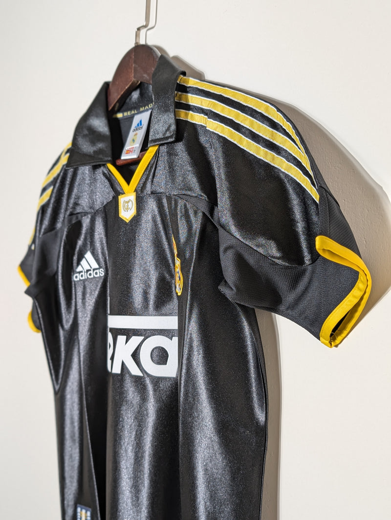Real Madrid 1999/2000 Away Retro Kit