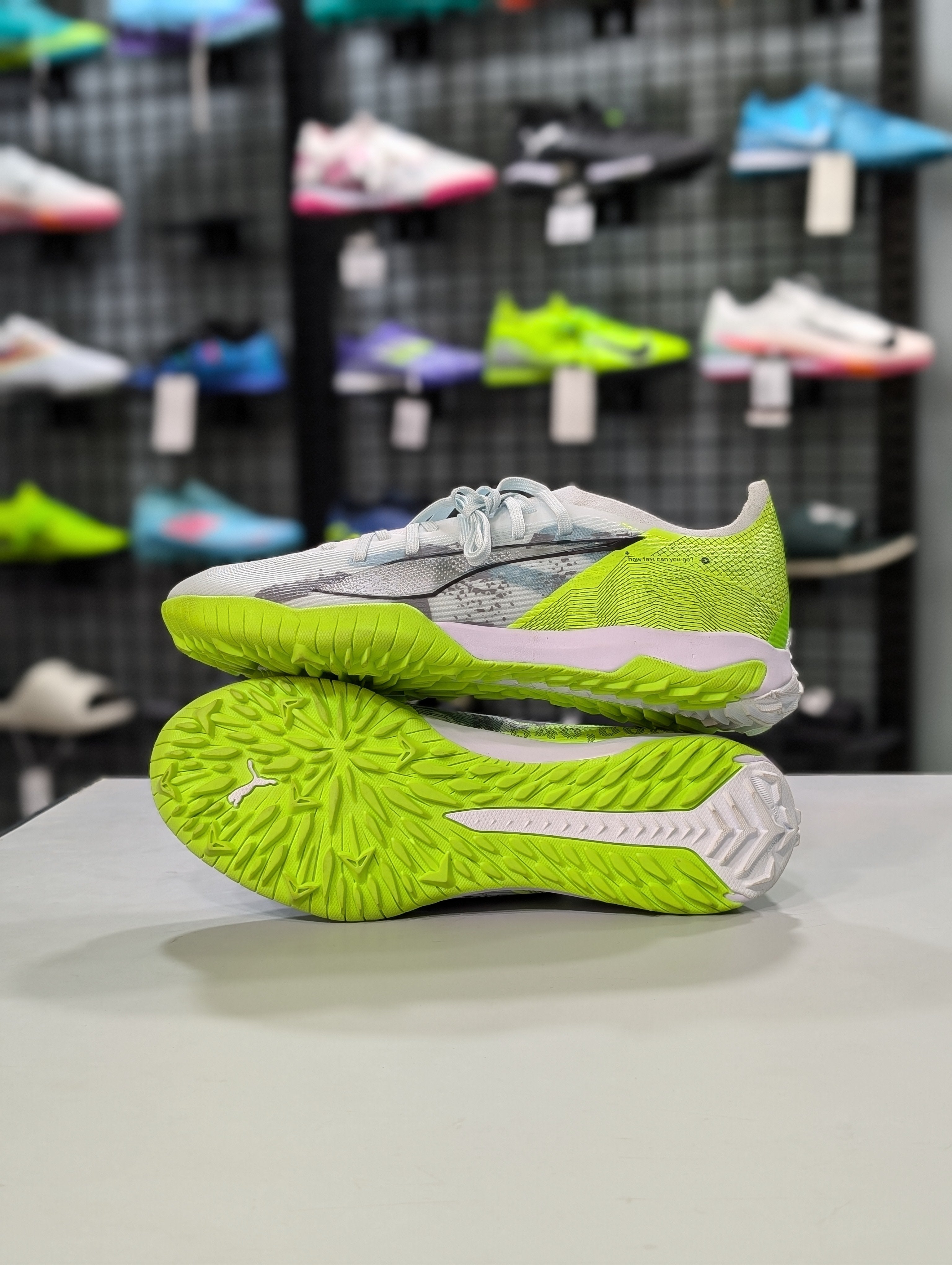 Puma Ultra5 Ultimate Football Turf