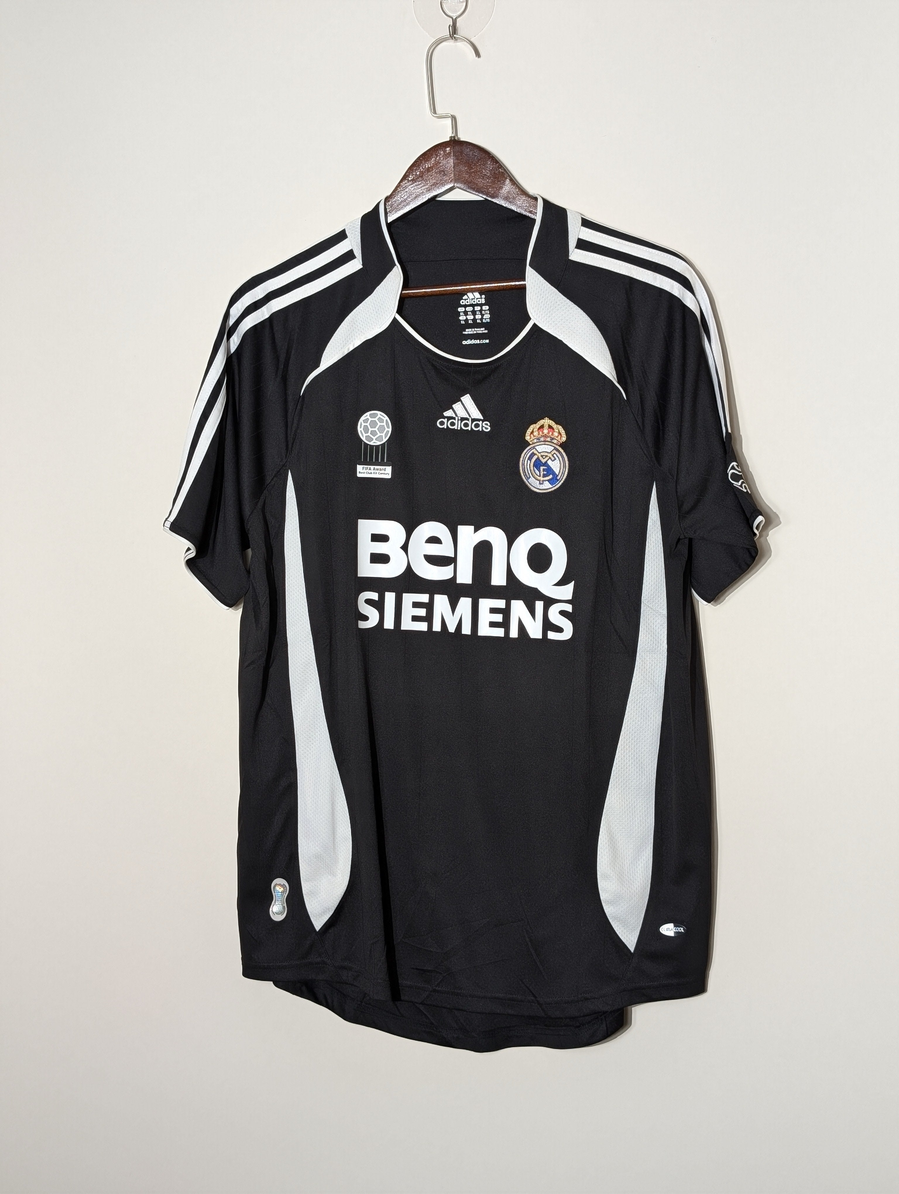 Real Madrid 2006/07 Away Retro Jersey