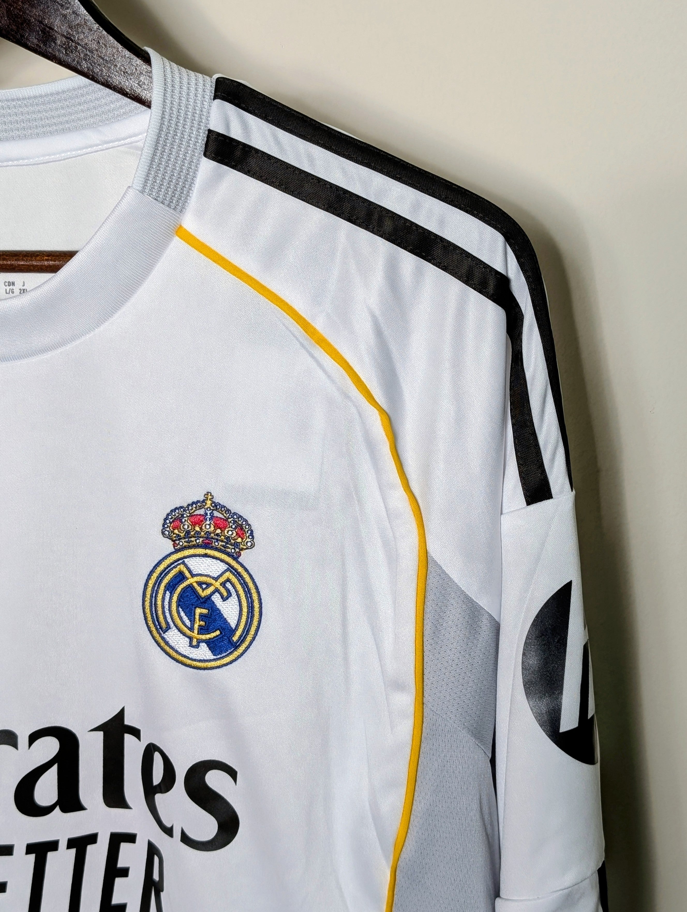 Real Madrid 2025/26 Home Kit Player Edition Full Sleeve