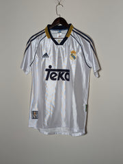 Real Madrid 1999/2000 Home Retro kit