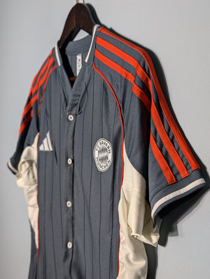 FC Bayern 25/26 Travel kit