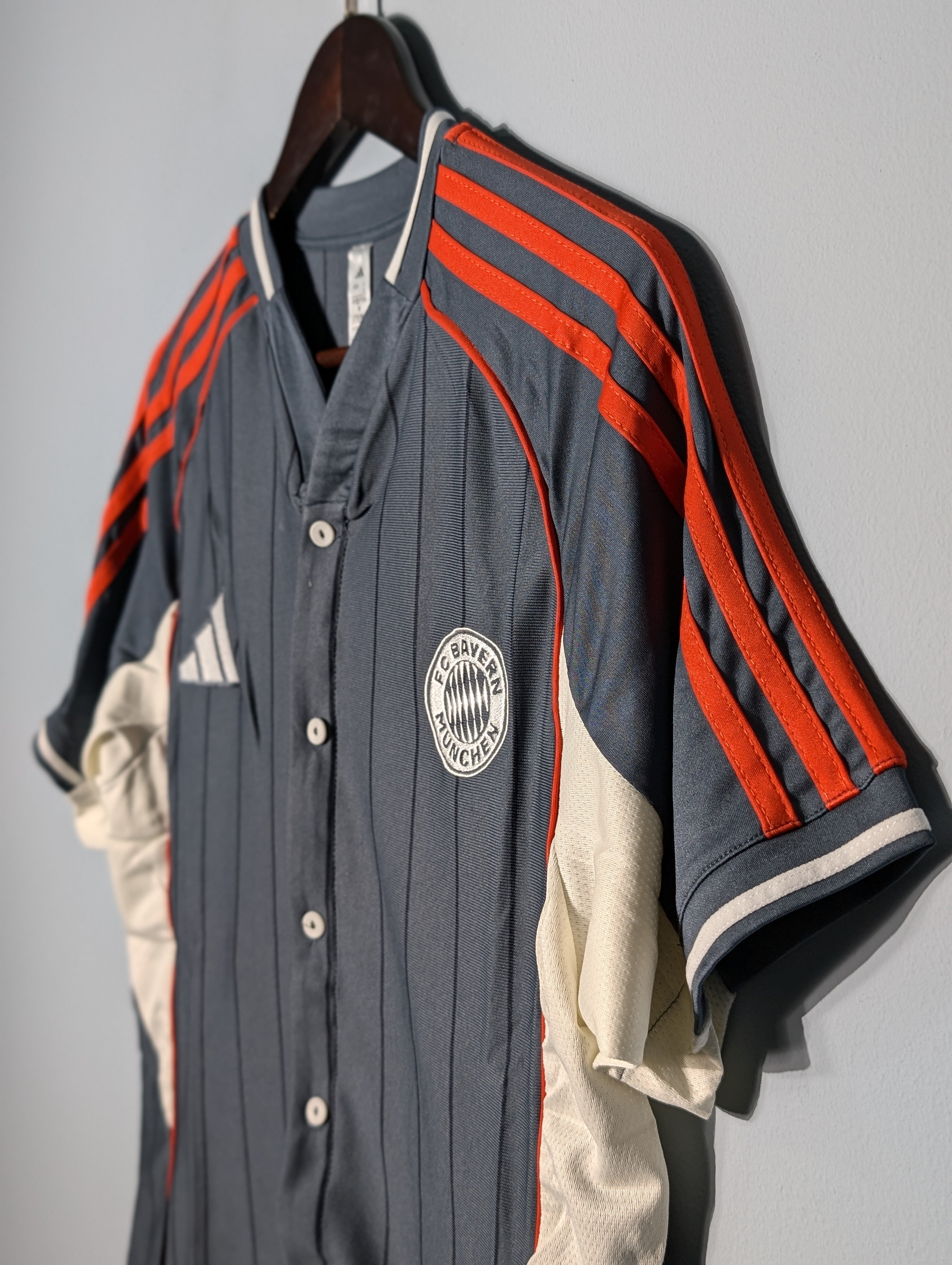 FC Bayern 25/26 Travel kit