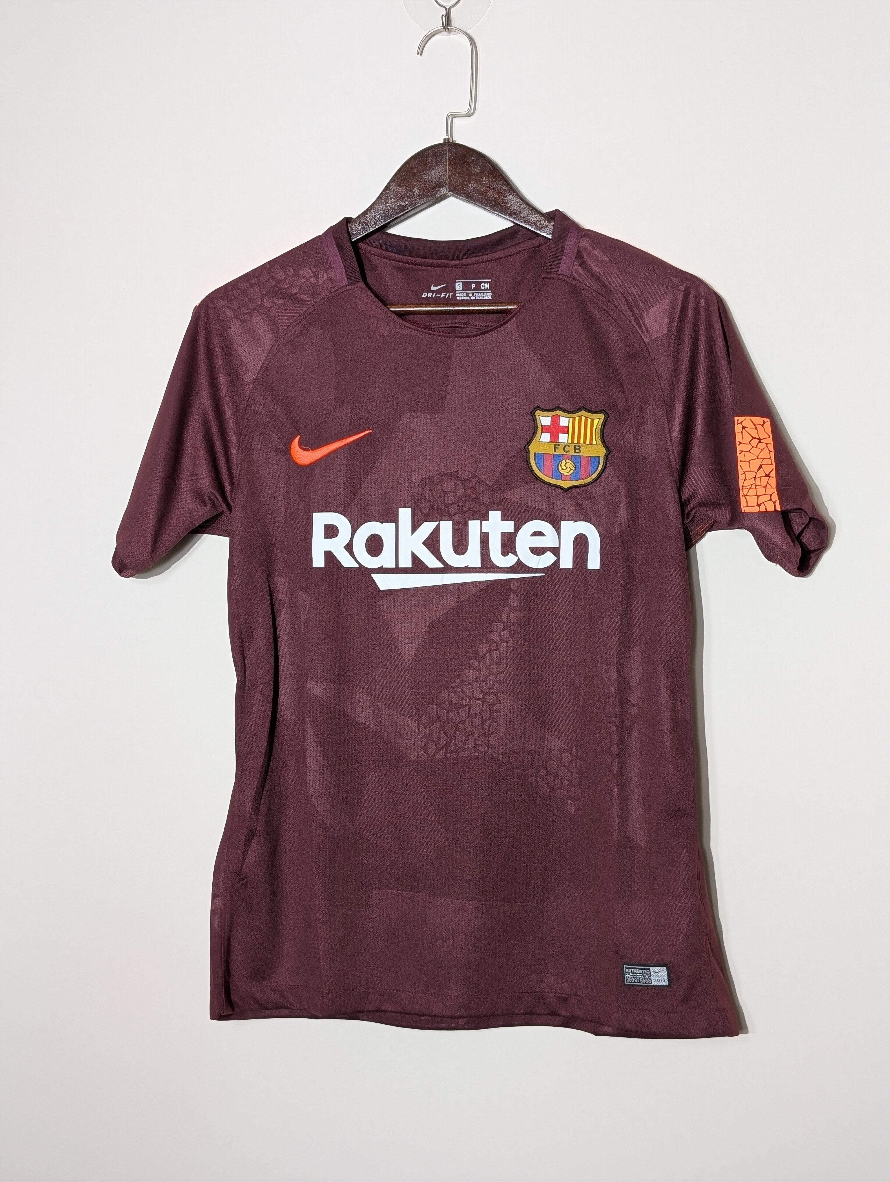 FC Barcelona 2017/18 Third Retro Kit