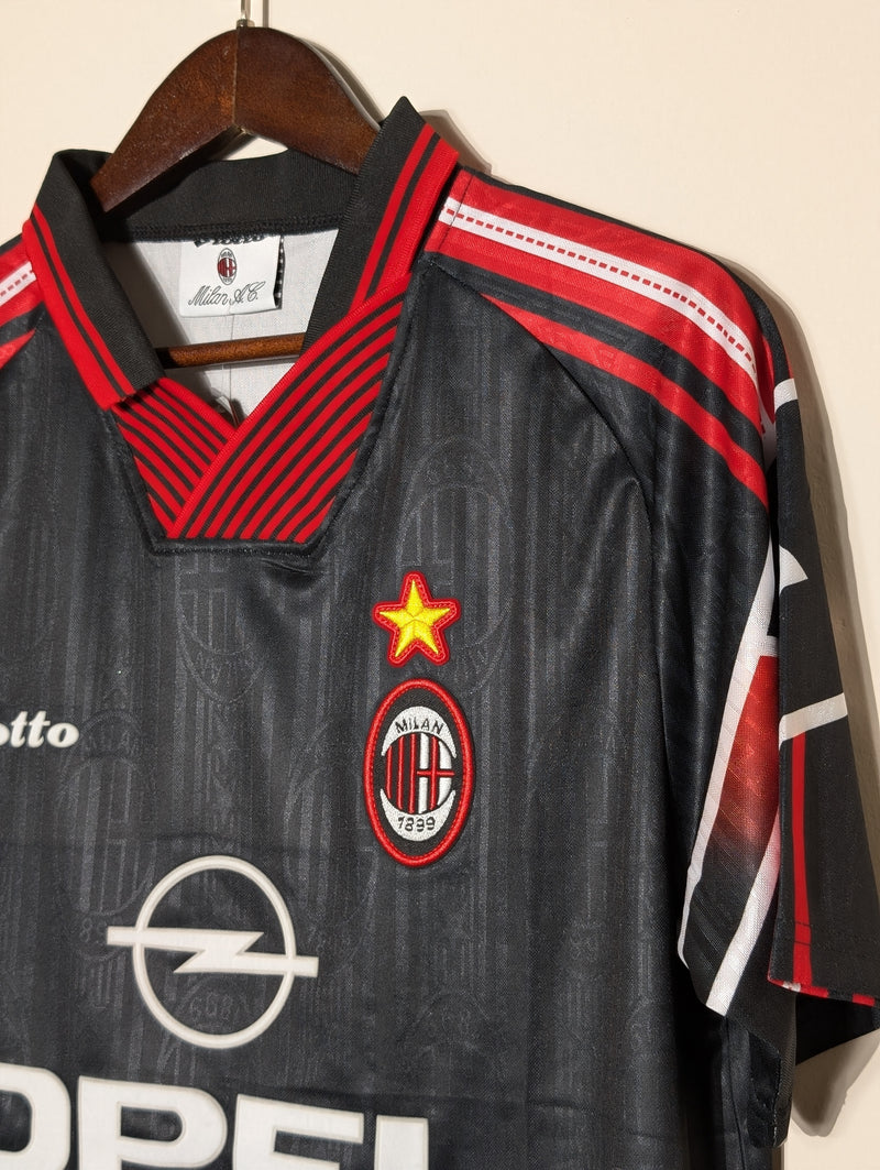 AC Milan 1997/98 Away Retro kit