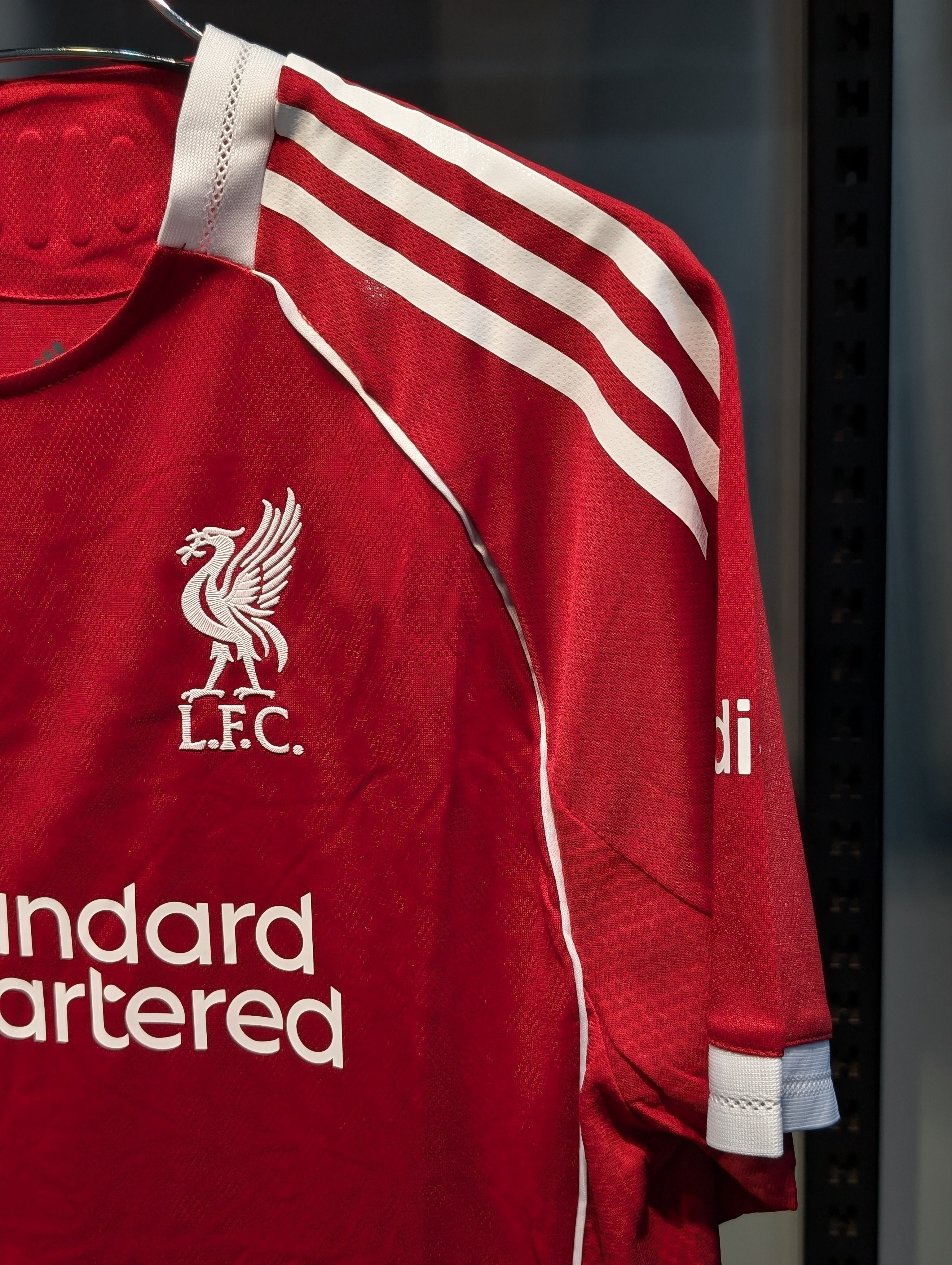 Liverpool Home kit 25/26 Player Edition