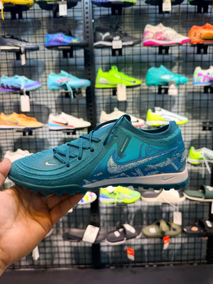 Phantom GX 2 Elite Football Turf Shoes