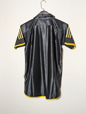 Real Madrid 1999/2000 Away Retro Kit