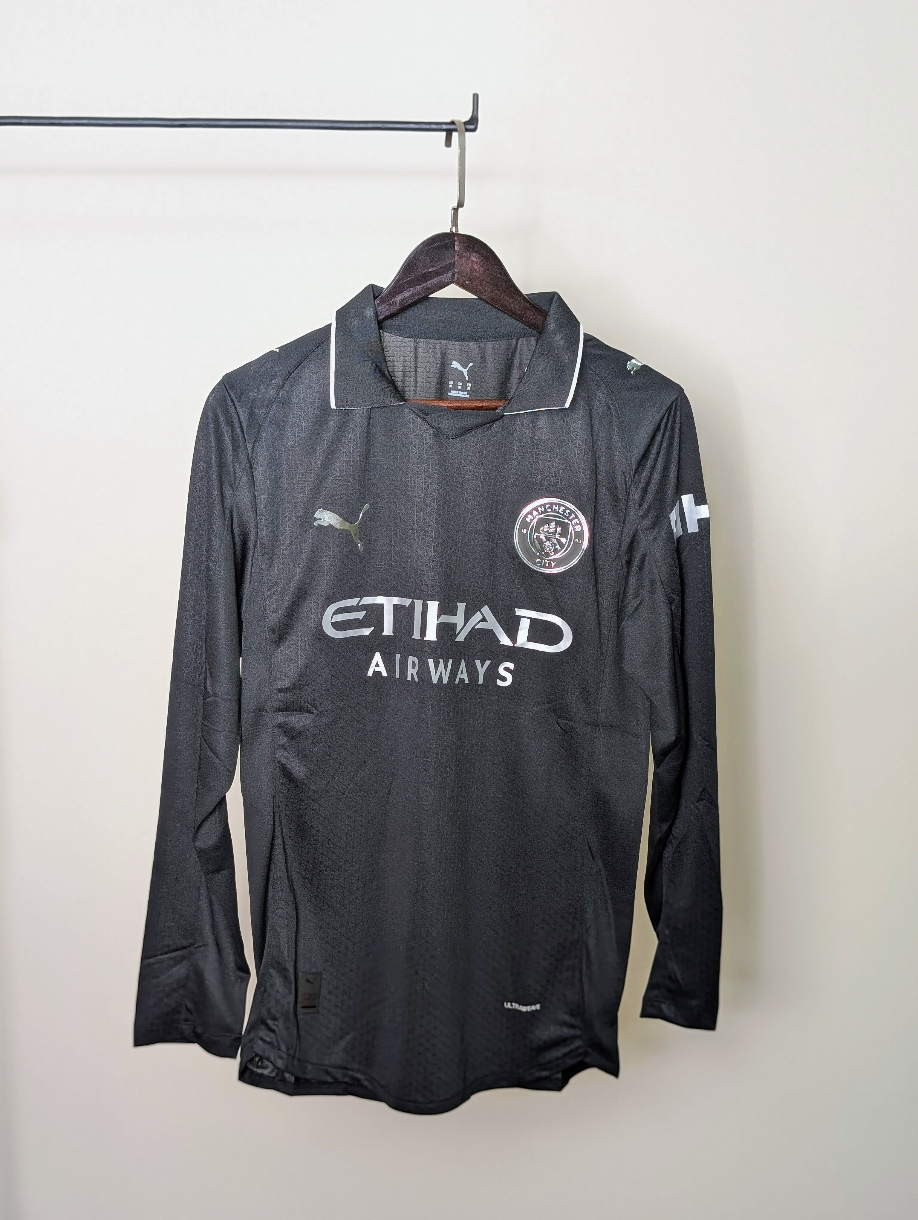 Manchester City 2025/26 Away Kit Full Sleeve Player Edition