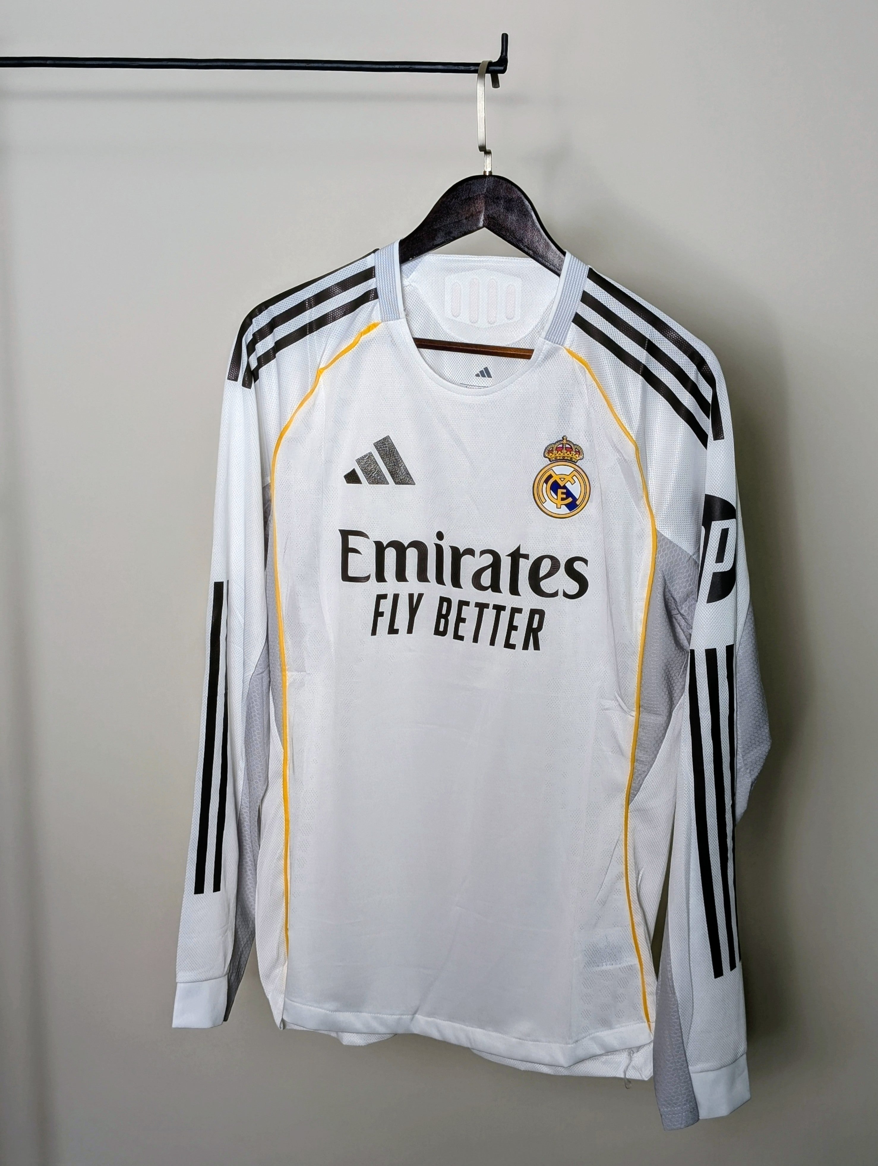 Real Madrid 2025/26 Home Full Sleeve Player Edition