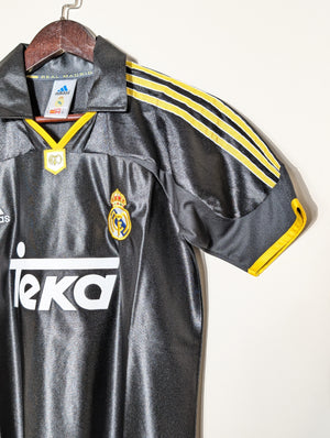 Real Madrid 1999/2000 Away Retro Kit