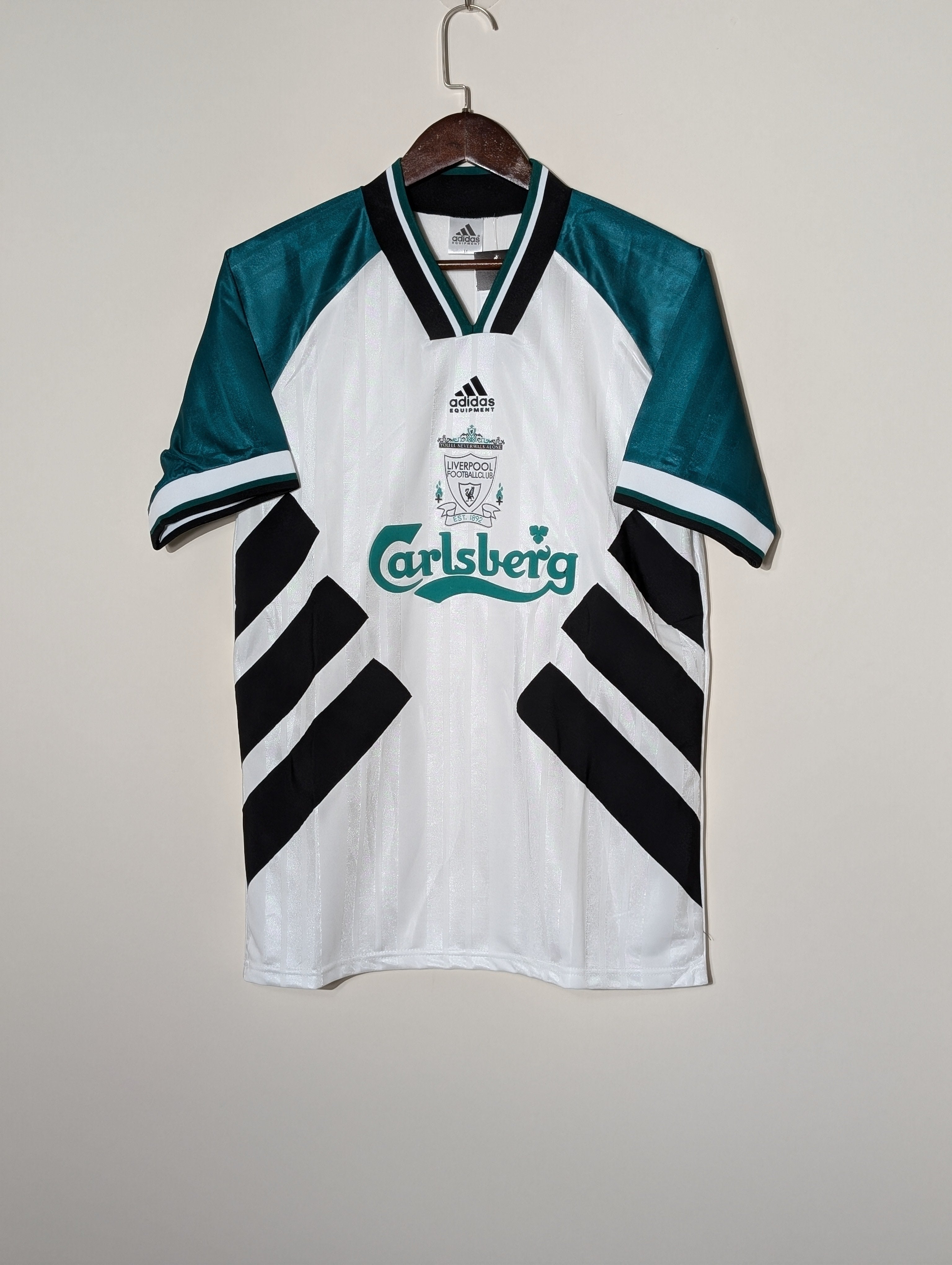 Liverpool 1993/94 Retro Kit