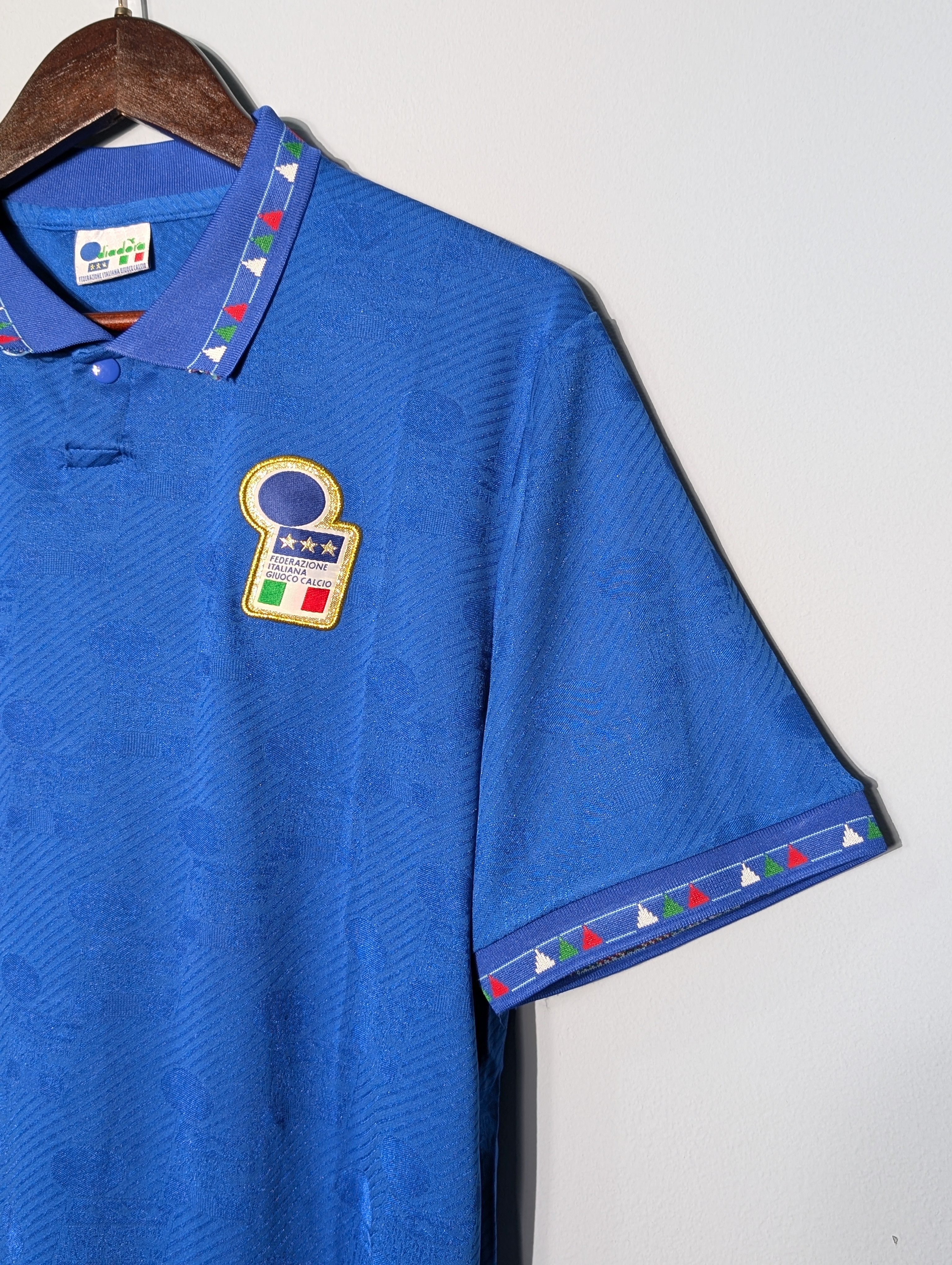 Italy 1994 Would Cup Home Retro kit
