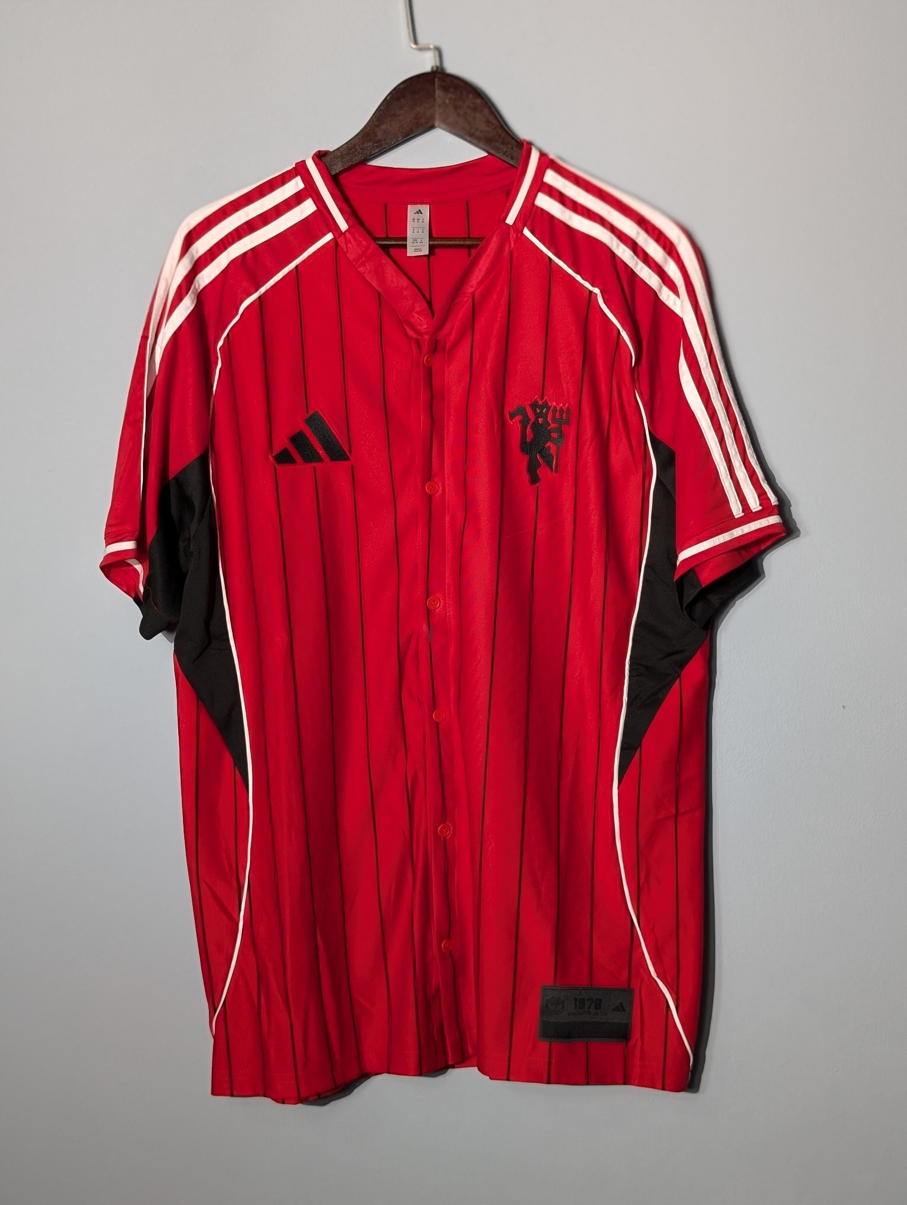 Manchester United 25/26 Travel kit