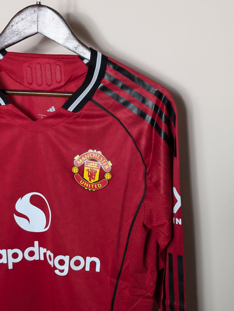 Manchester United 2025/26 Home Kit Full Sleeve Player Edition